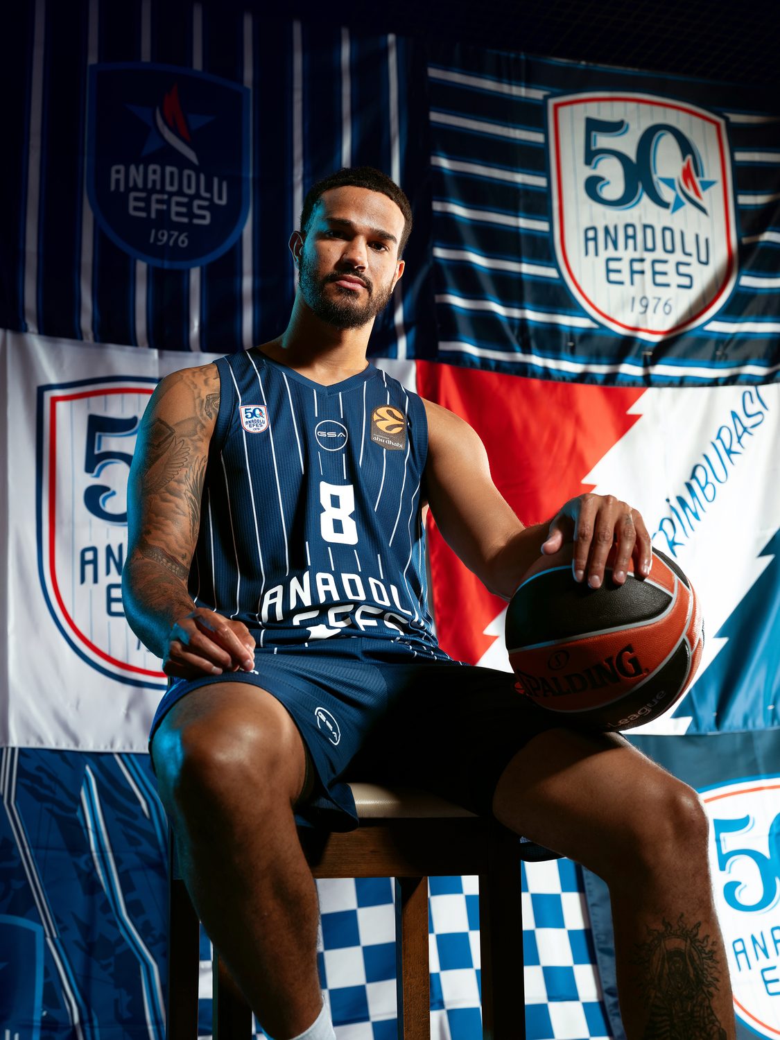 Anadolu Efes product photo, advertising & portrait, studio shot, frame 9