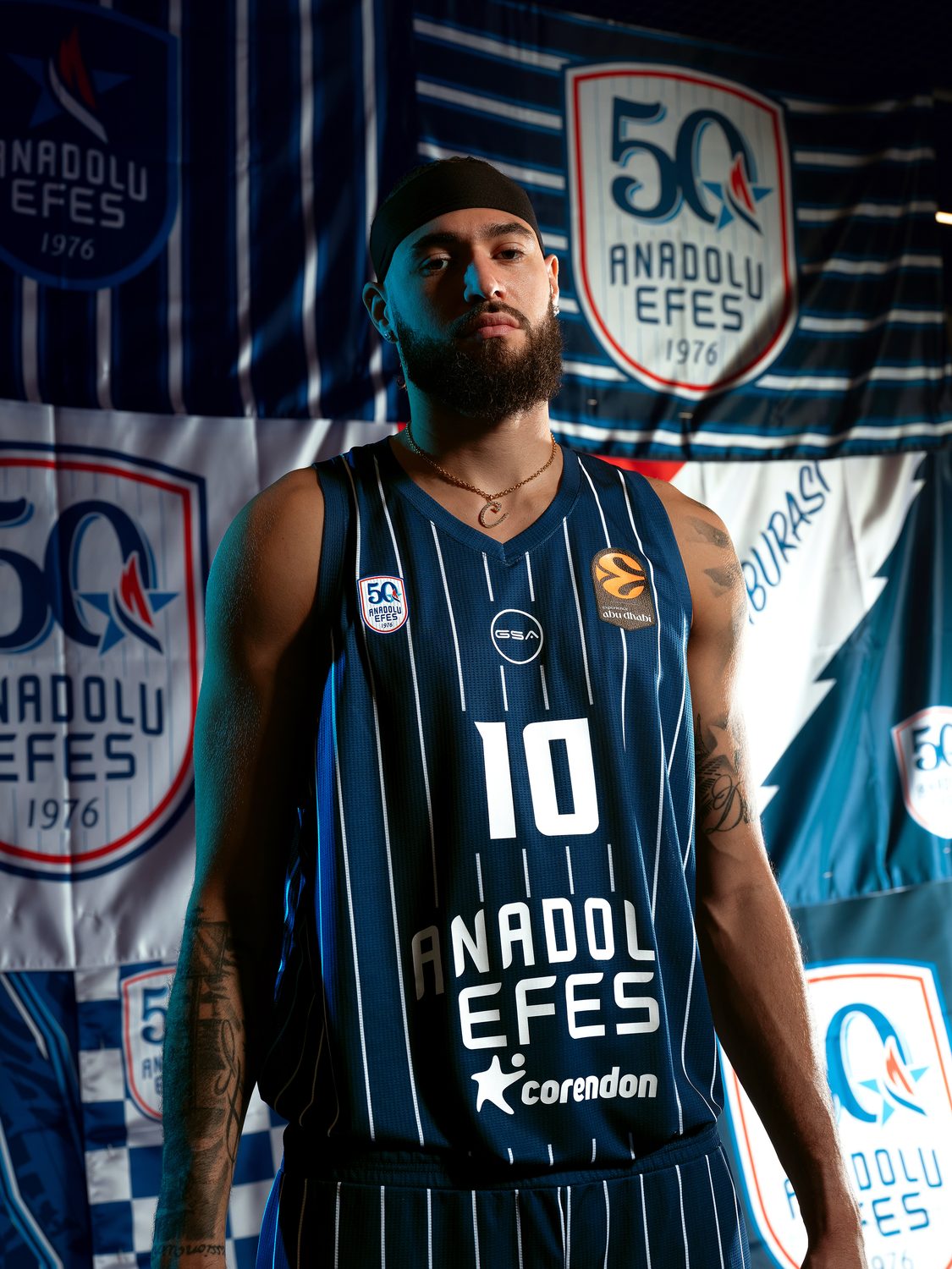Anadolu Efes product photo, advertising & portrait, studio shot, frame 14