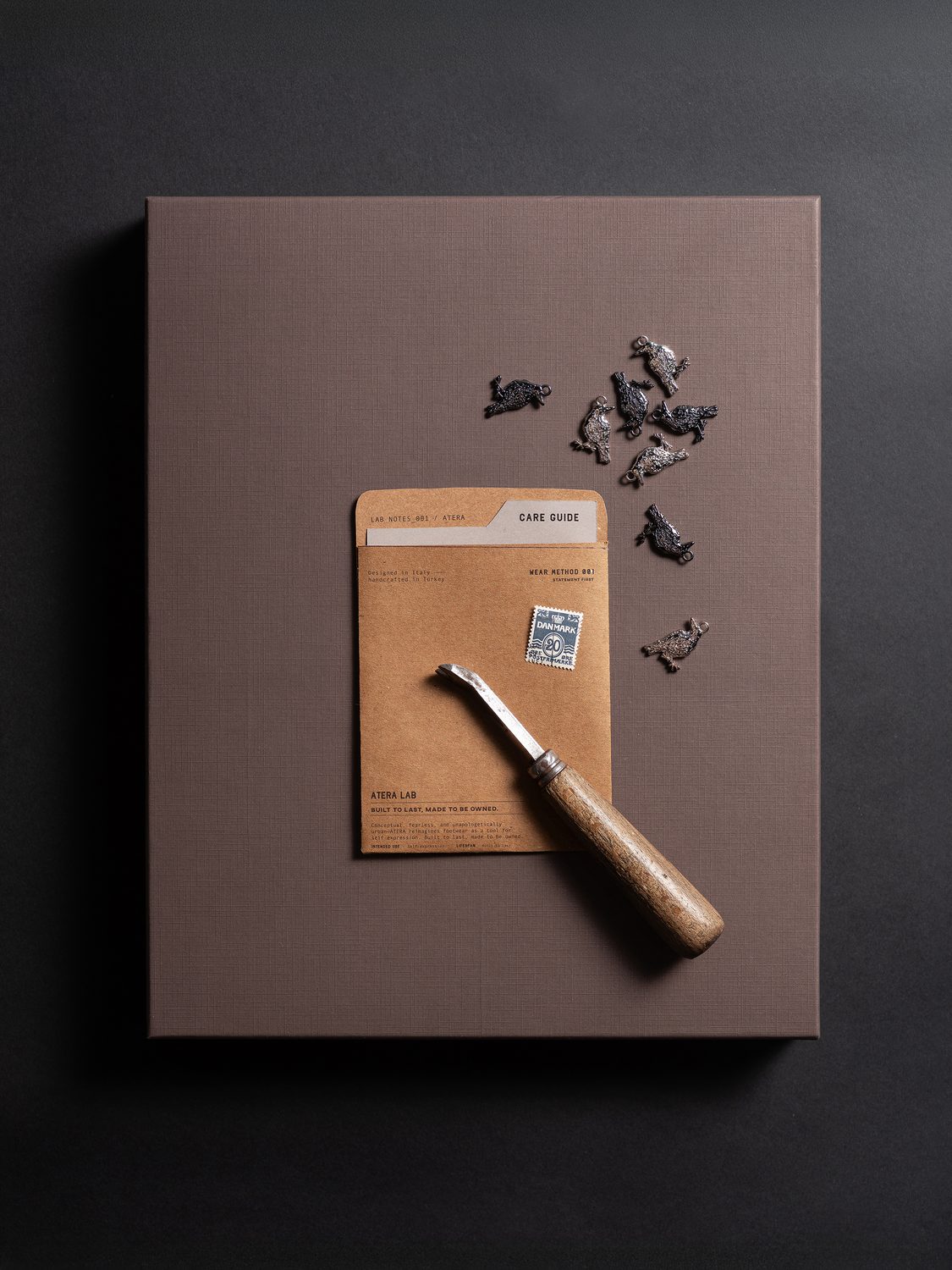 Atera product photo, fashion, studio shot, frame 21