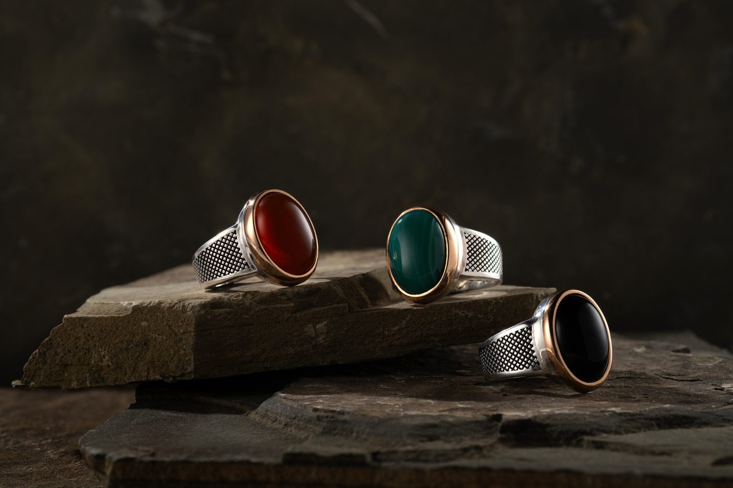 Dora Silver product photo, jewellery, studio shot, frame 4