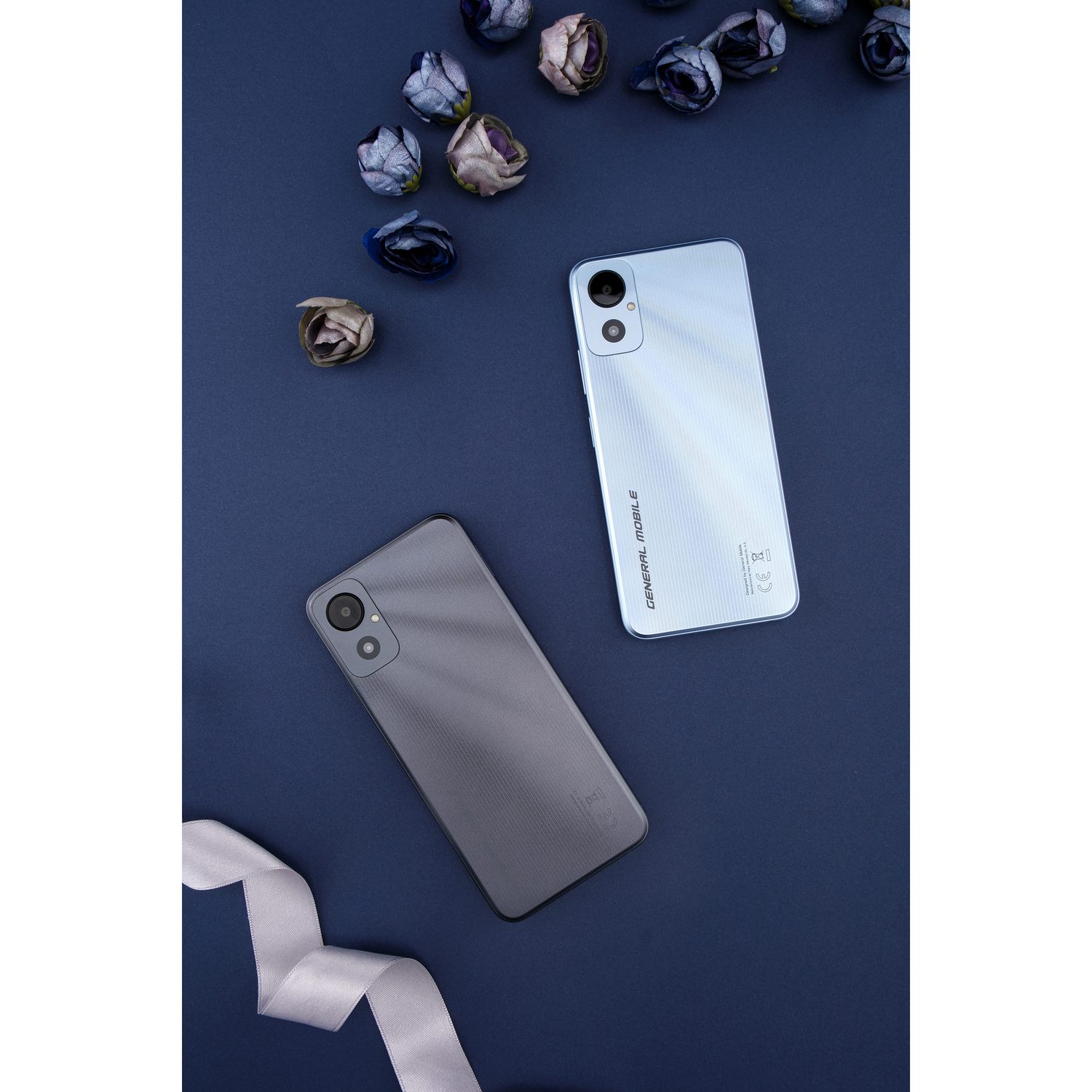 General Mobile product photo, product & tech, studio shot, frame 33