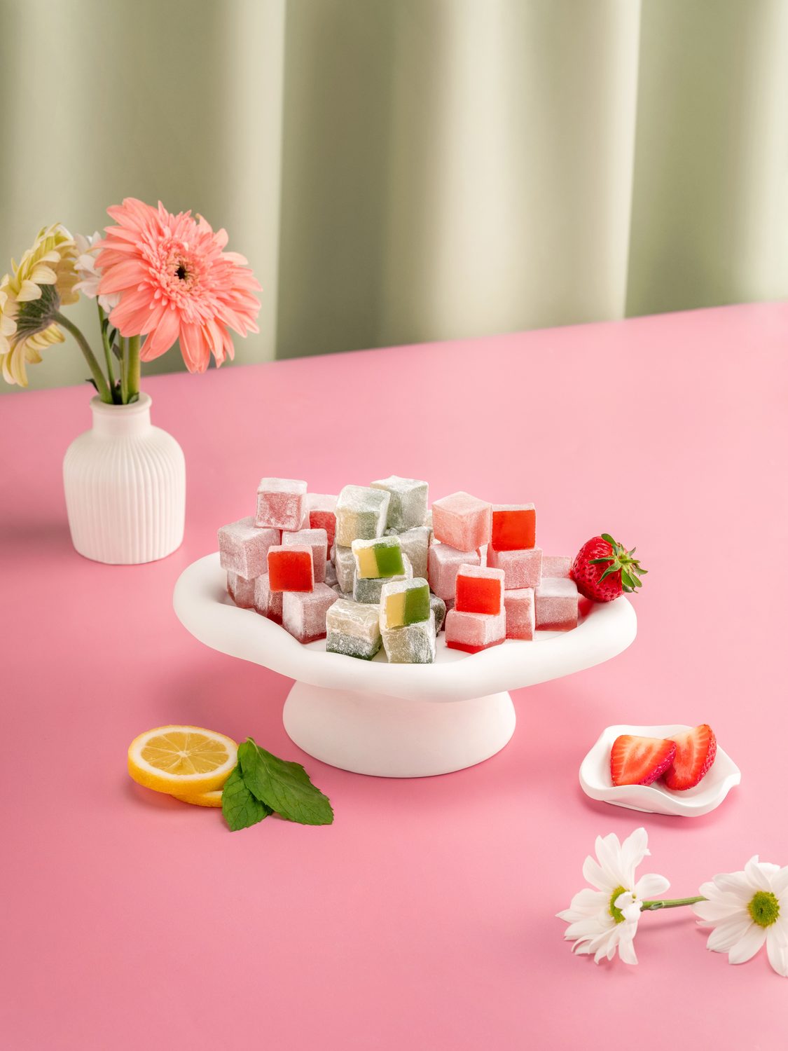 Hacı Bekir product photo, food & drink, studio shot, frame 2