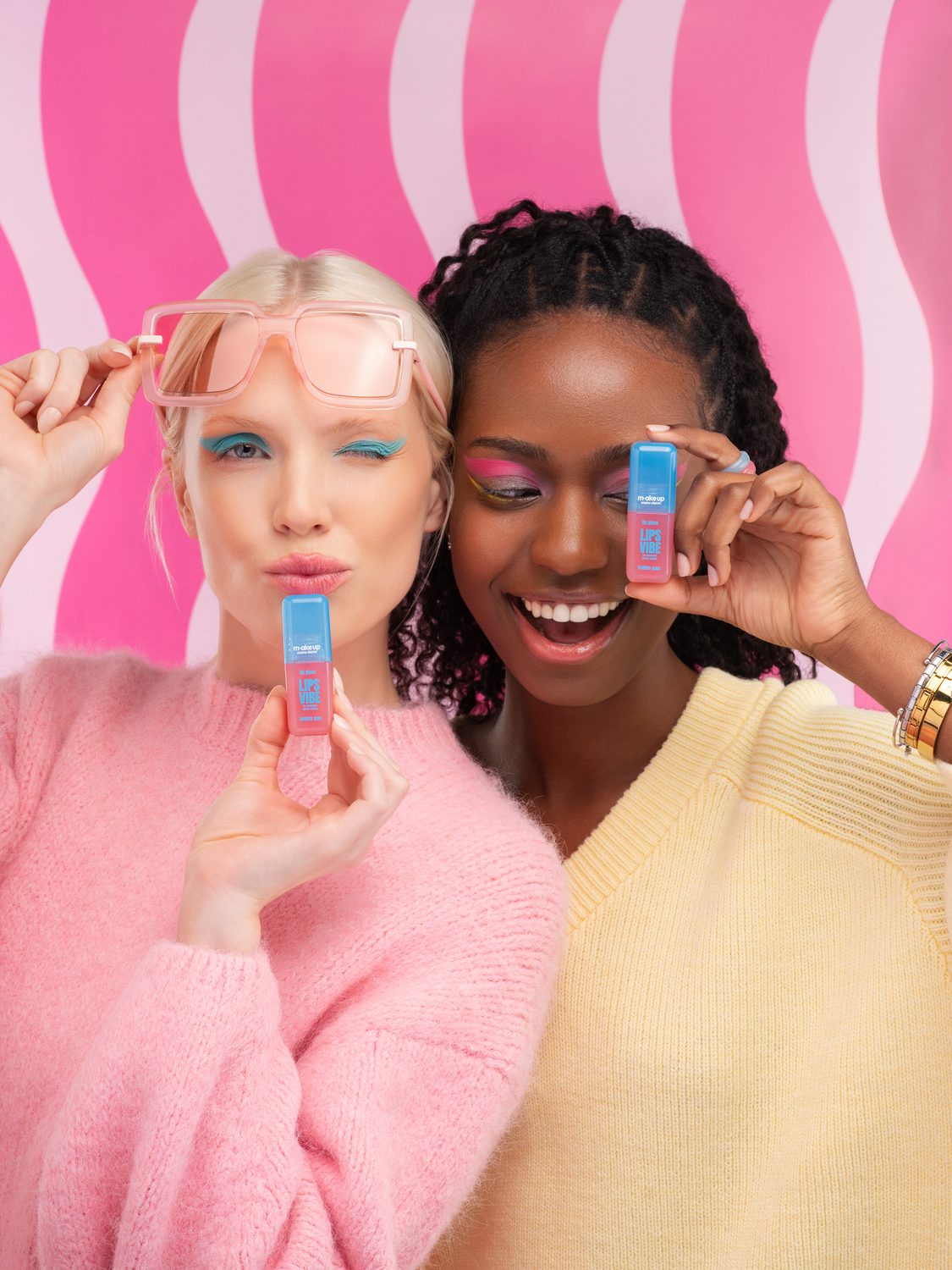 Maruderm product photo, cosmetics & care, studio shot, frame 10