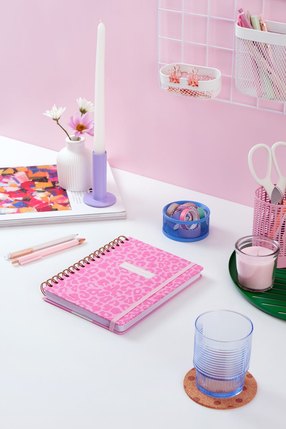Paperora product photo, product & tech, studio shot, frame 7