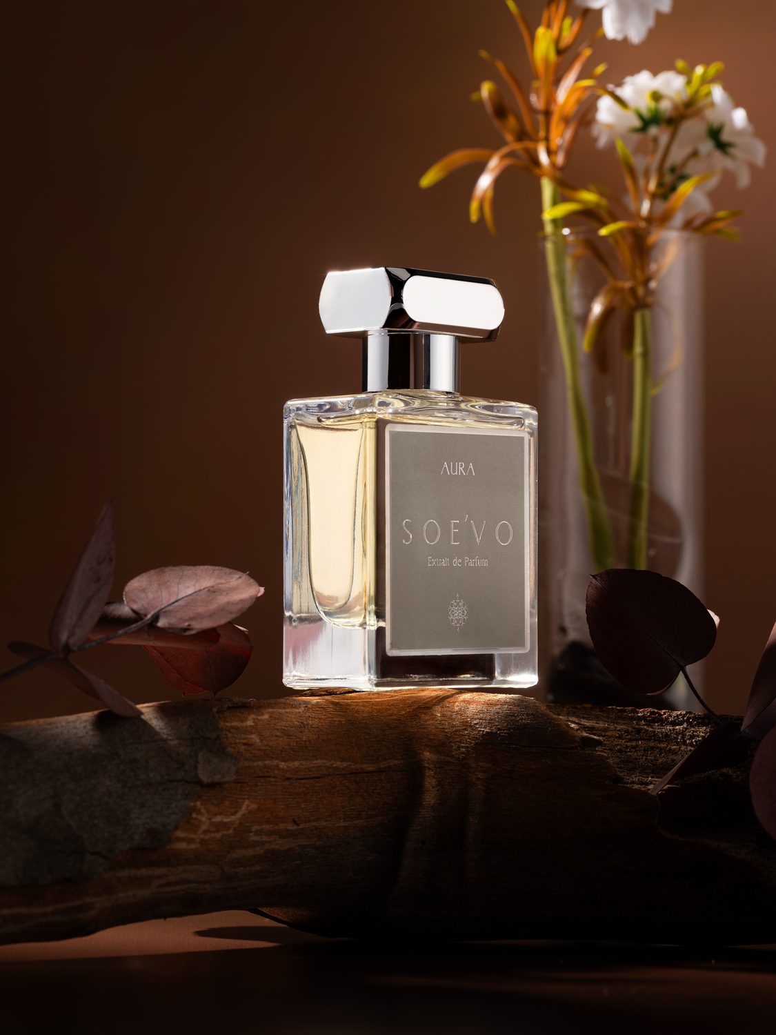 Soe'vo product photo, fragrance, studio shot, frame 8