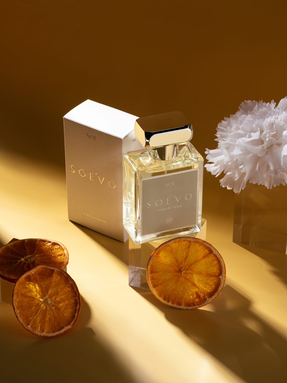 Soe'vo product photo, fragrance, studio shot, frame 10