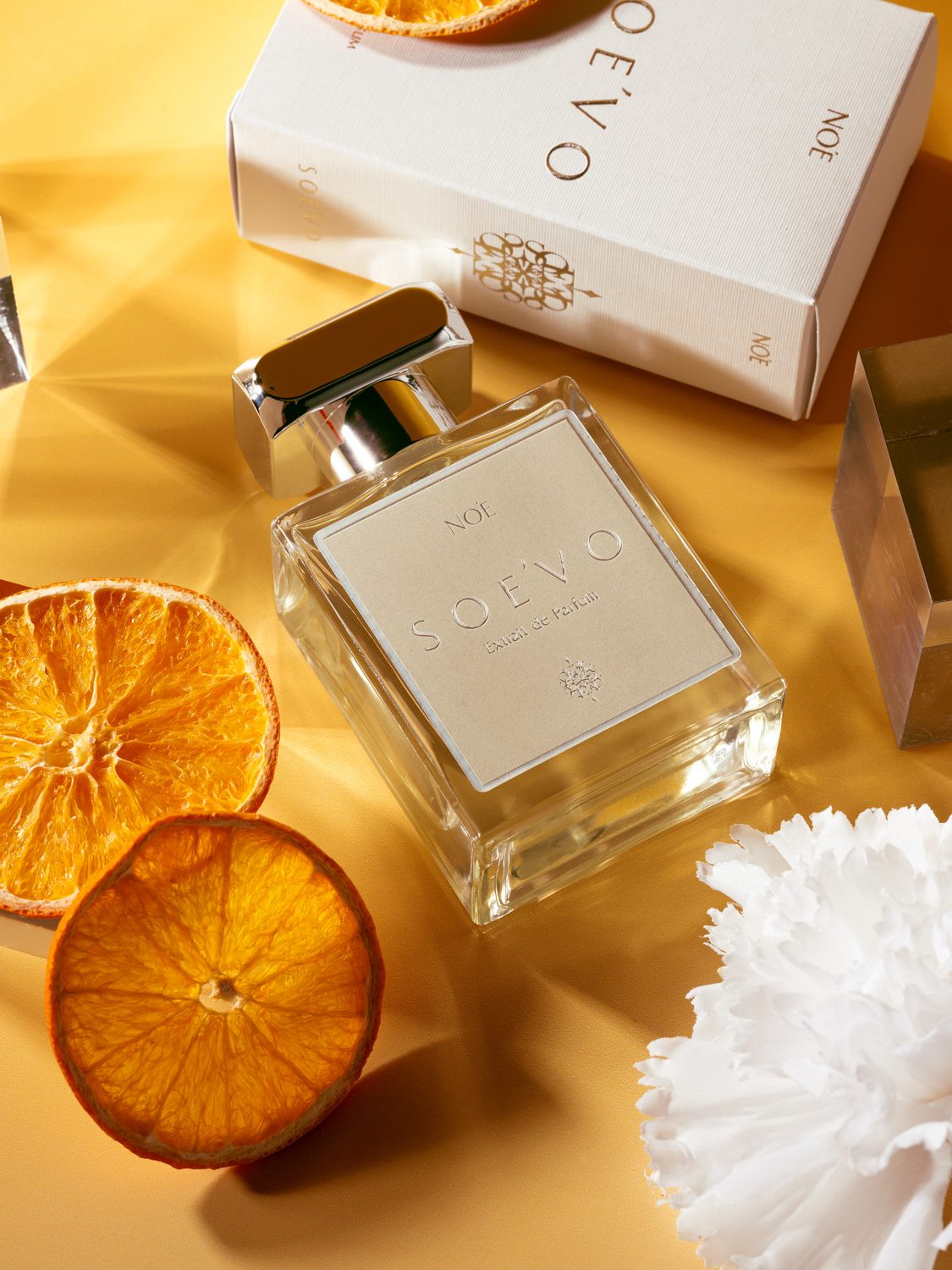 Soe'vo product photo, fragrance, studio shot, frame 12